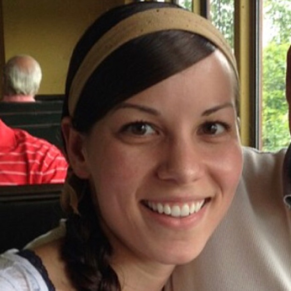 Meet your Posher, Nicole